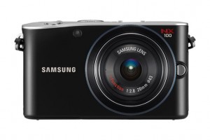 samsung NX100 F2 Bk 300x200 - Aynasız Fotoğraf Makineleri