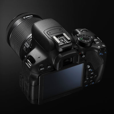 EOS 700D - Canon iki yeni DSLR duyurdu