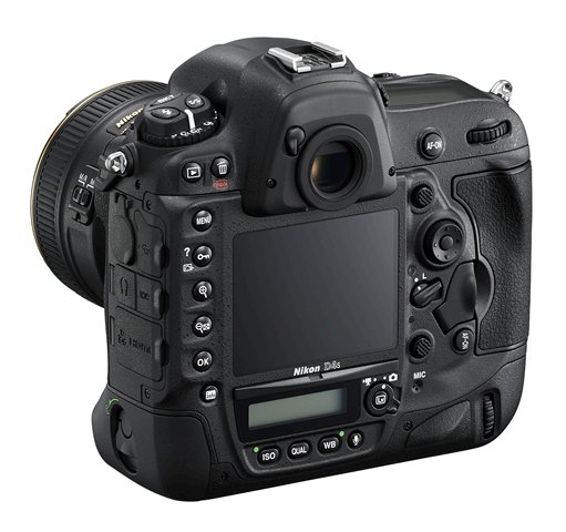 D4s 58 1.4 back34r.low  - Nikon D4S’i duyurdu